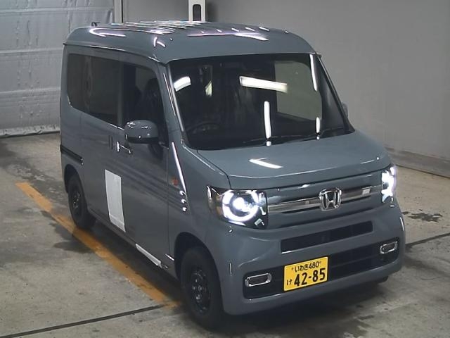 car_b165a2c3-f4c9-4bf2-bd23-