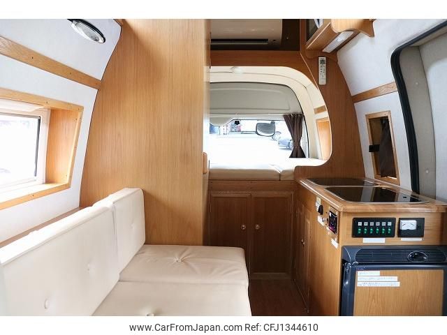 toyota hiace-van 2015 GOO_JP_700090122730250627002 image 1