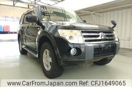 mitsubishi pajero 2011 CFJ1649065
