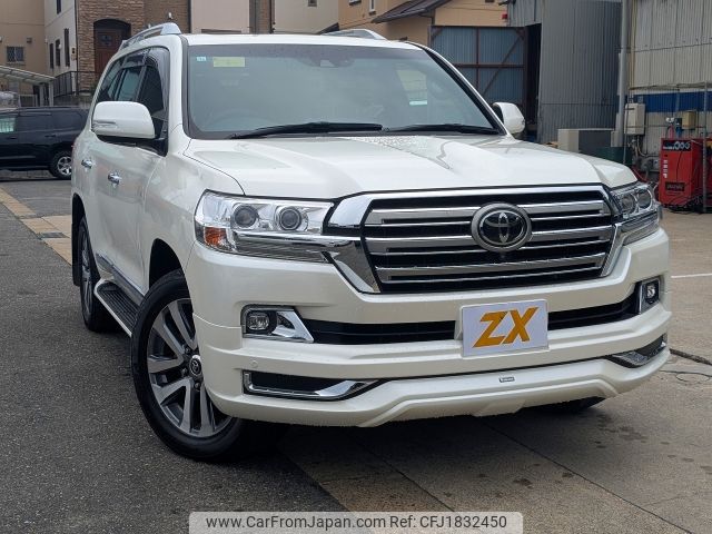 toyota land-cruiser-wagon 2020 CFJ1832450 image 2