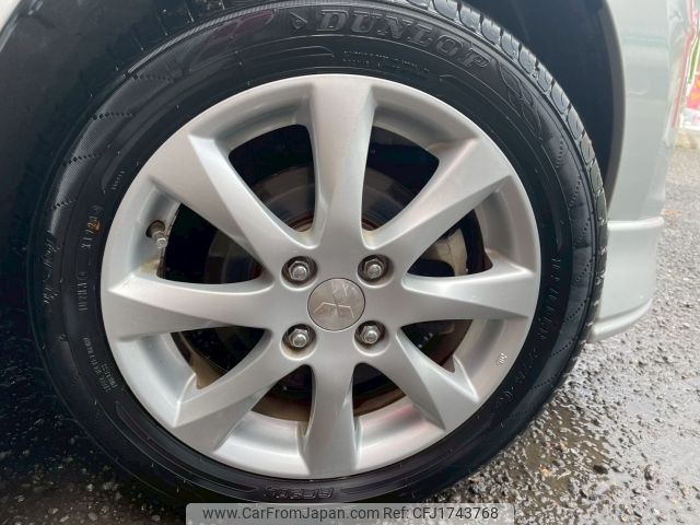 mitsubishi delica-d2 2013 CFJ1743768 image 2