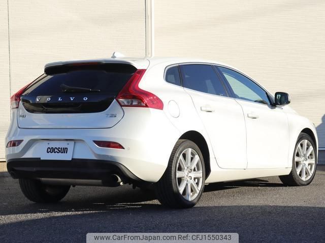 volvo v40 2017 CFJ1550343 image 2