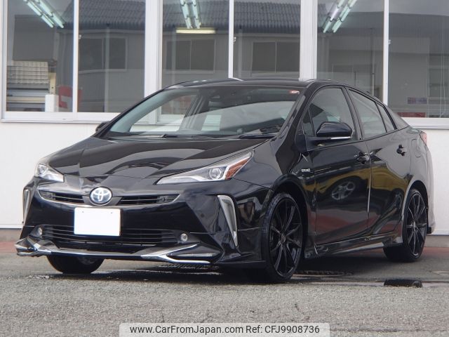 toyota prius 2019 -TOYOTA--Prius DAA-ZVW55--ZVW55-6001742---TOYOTA--Prius DAA-ZVW55--ZVW55-6001742- image 1