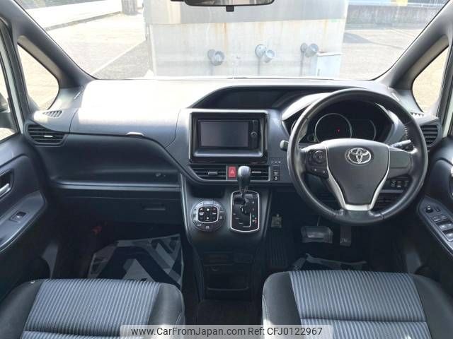 toyota voxy 2014 -TOYOTA--Voxy DBA-ZRR80W--ZRR80-0008230---TOYOTA--Voxy DBA-ZRR80W--ZRR80-0008230- image 2