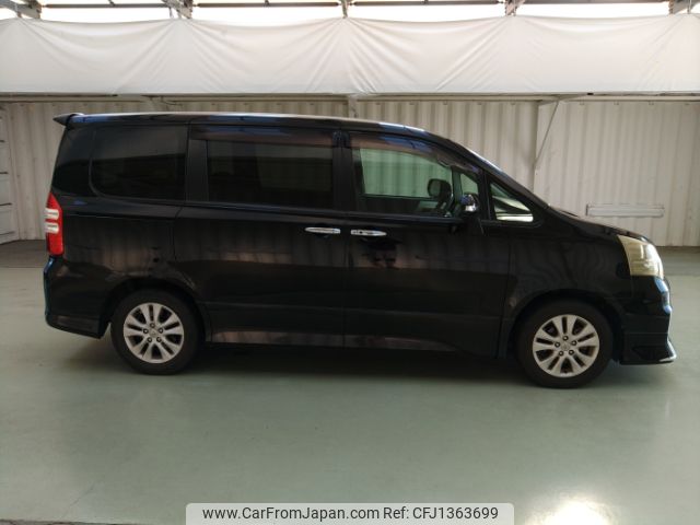 toyota noah 2010 ENHANCEAUTO_1_ea301353 image 2