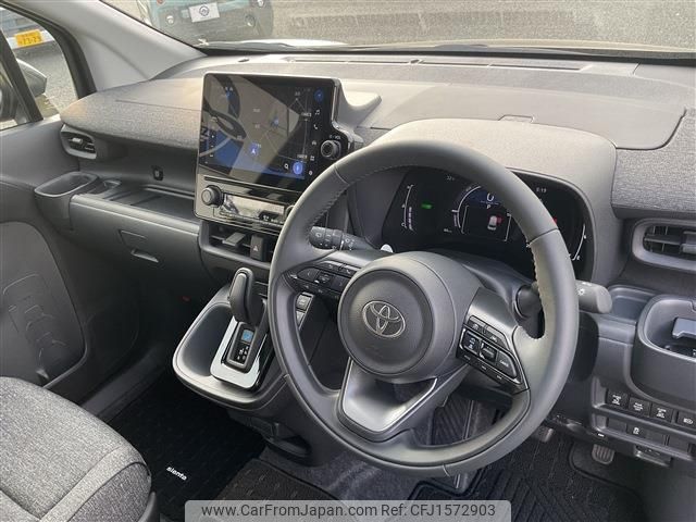 toyota sienta 2025 CFJ1572903 image 2