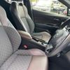 toyota c-hr 2018 quick_quick_DAA-ZYX10_ZYX10-2159285 image 13