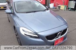 volvo v40 2018 -VOLVO 【三河 333ﾌ3588】--Volvo V40 LDA-MD4204T--YV1MVA8RDJ2508297---VOLVO 【三河 333ﾌ3588】--Volvo V40 LDA-MD4204T--YV1MVA8RDJ2508297-