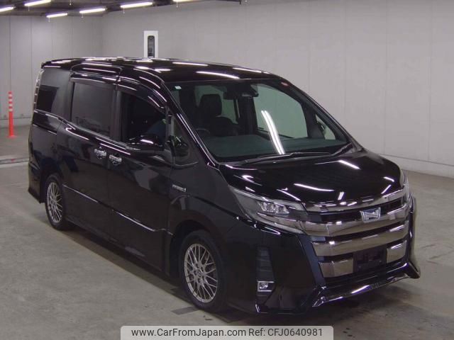 toyota noah 2018 quick_quick_DAA-ZWR80W_ZWR80-0358909 image 1