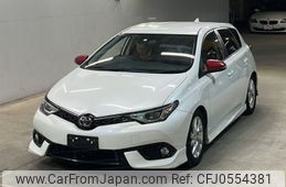 toyota auris 2018 -TOYOTA--Auris ZRE186H-6008545---TOYOTA--Auris ZRE186H-6008545-