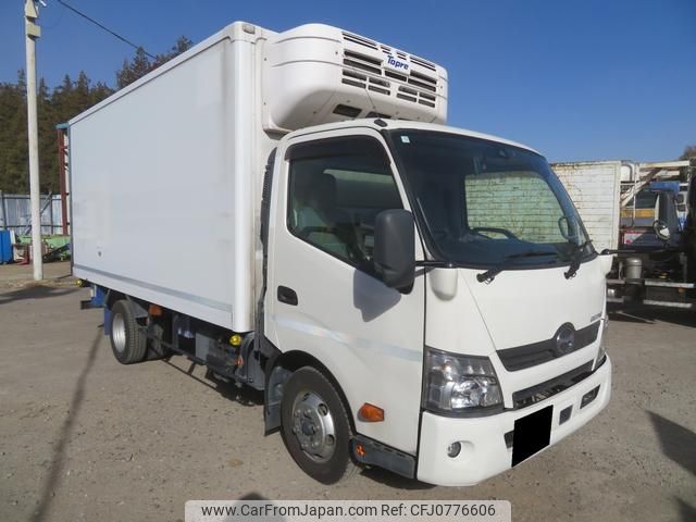 hino dutro 2018 GOO_NET_EXCHANGE_0400935A30250217W002 image 2