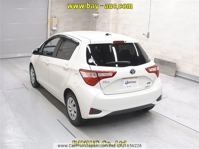toyota vitz 2017 CFJ1656226 image 2
