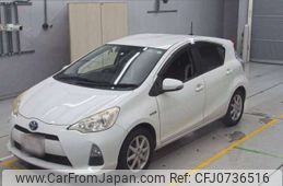 toyota aqua 2012 -TOYOTA--AQUA DAA-NHP10--NHP10-2043979---TOYOTA--AQUA DAA-NHP10--NHP10-2043979-