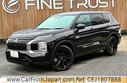 mitsubishi outlander-phev 2023 CFJ1807888