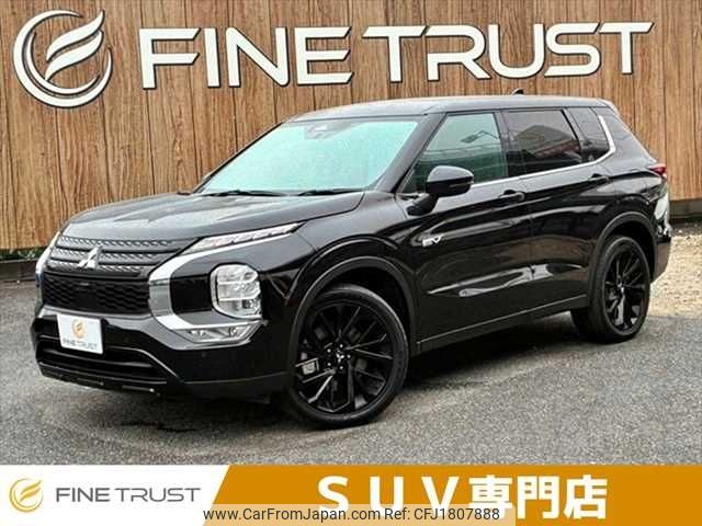 mitsubishi outlander-phev 2023 CFJ1807888 image 1
