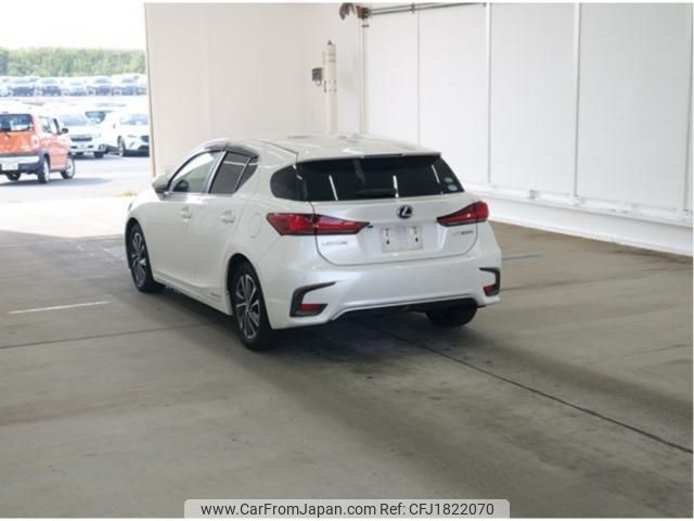 lexus ct 2020 CFJ1822070 image 2