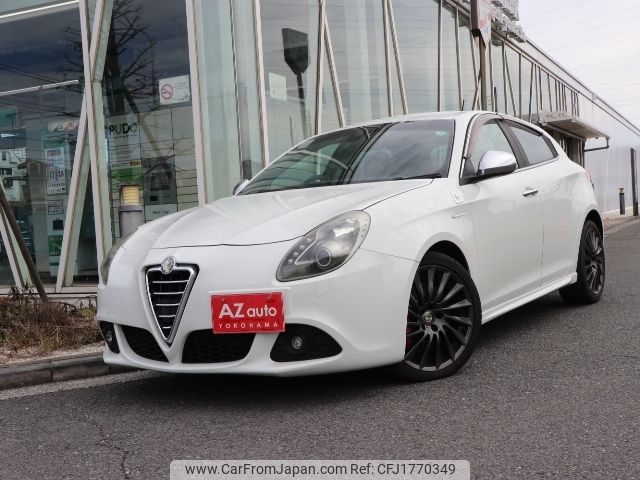alfa-romeo giulietta 2012 CFJ1770349 image 1