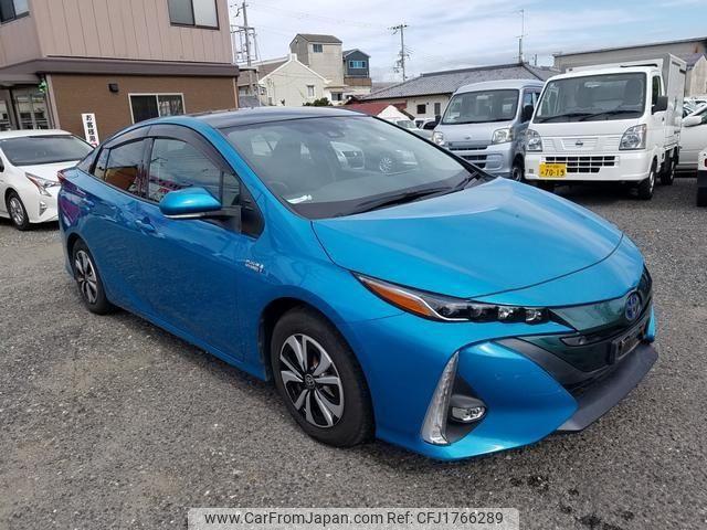 toyota prius-phv 2019 CFJ1766289 image 1