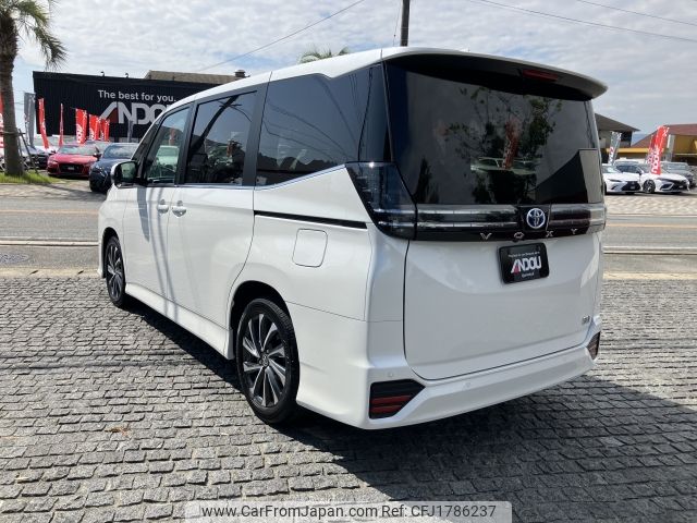 toyota voxy 2023 CFJ1786237 image 2
