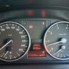 bmw 3-series 2010 8 image 20