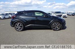 toyota c-hr 2017 NIKYO_YT52744