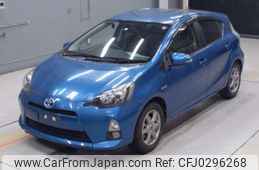 toyota aqua 2014 -TOYOTA--AQUA NHP10-6302103---TOYOTA--AQUA NHP10-6302103-