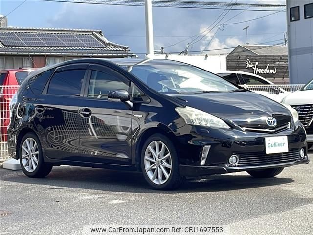 toyota prius-α 2013 CFJ1697553 image 1