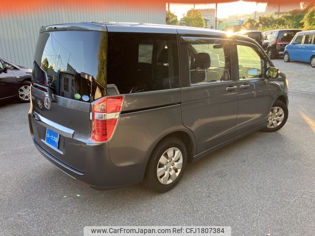 honda stepwagon 2012 CFJ1807384 image 2
