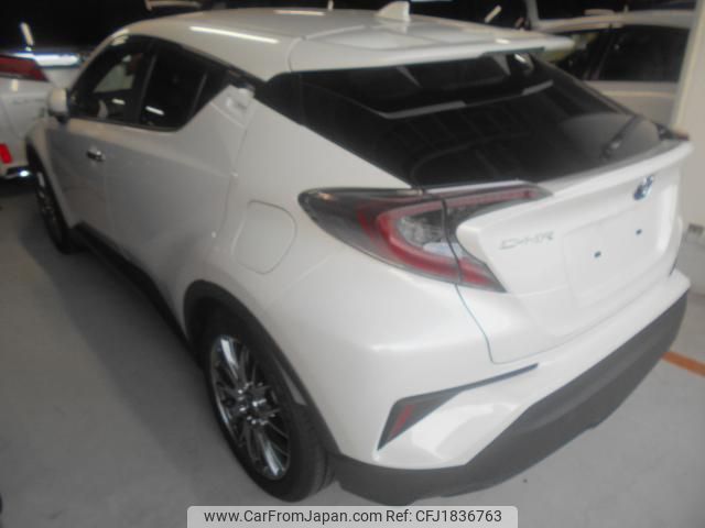 toyota c-hr 2017 CFJ1836763 image 2