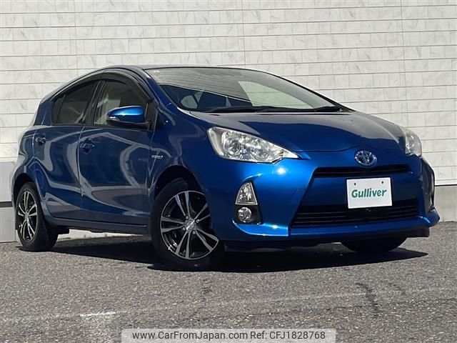 toyota aqua 2013 CFJ1828768 image 1