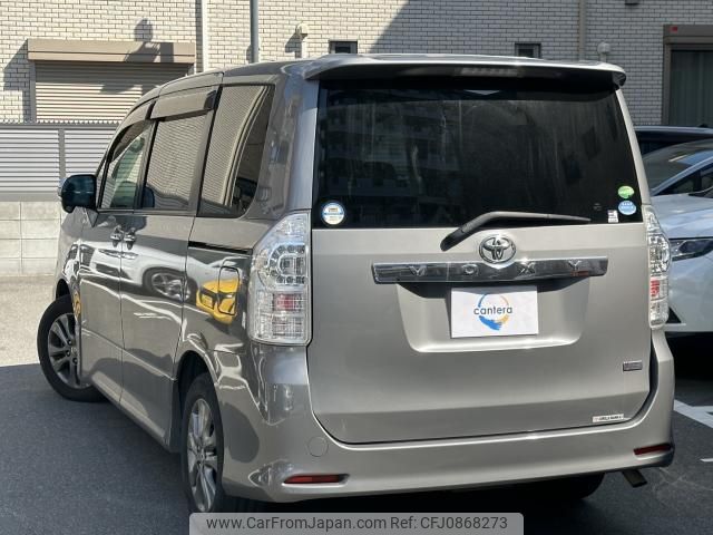 toyota voxy 2012 quick_quick_ZRR70W_ZRR70-0559782 image 2