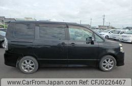 toyota voxy 2009 NIKYO_DR57766