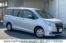 toyota noah 2016 CFJ1766666