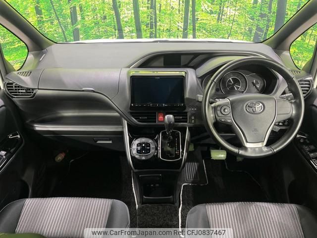 toyota voxy 2018 quick_quick_ZRR85W_ZRR85-0097970 image 2