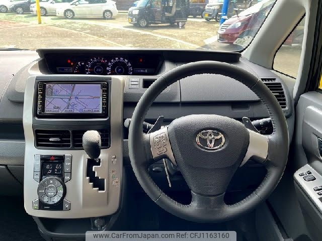 toyota voxy 2009 -TOYOTA--Voxy DBA-ZRR70W--ZRR70-0231217---TOYOTA--Voxy DBA-ZRR70W--ZRR70-0231217- image 2