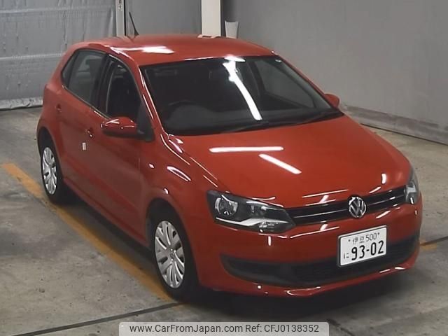 volkswagen polo 2014 -VOLKSWAGEN--VW Polo WVWZZZ6RZEU028250---VOLKSWAGEN--VW Polo WVWZZZ6RZEU028250- image 1