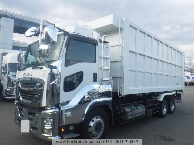 isuzu giga 2016 CFJ1795883 image 2