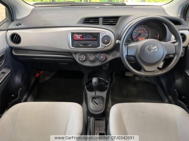 toyota vitz 2013 -TOYOTA--Vitz DBA-KSP130--KSP130-2095439---TOYOTA--Vitz DBA-KSP130--KSP130-2095439- image 2