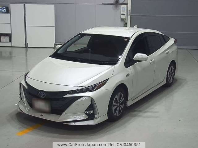 toyota prius-phv 2018 -TOYOTA--Prius PHV DLA-ZVW52--ZVW52-3102960---TOYOTA--Prius PHV DLA-ZVW52--ZVW52-3102960- image 1