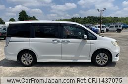 honda stepwagon 2011 NIKYO_GC96765
