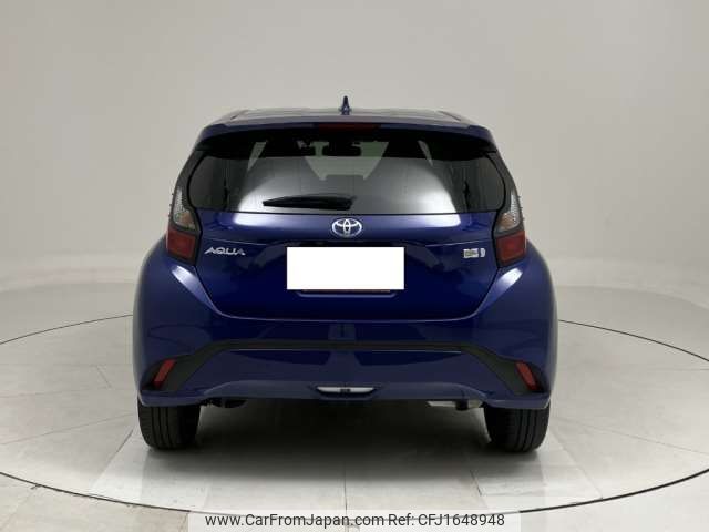 toyota aqua 2022 CFJ1648948 image 2