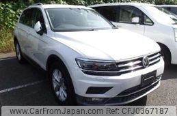 volkswagen tiguan 2017 CFJ0367187