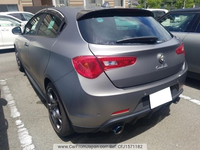alfa-romeo giulietta 2015 CFJ1571182 image 2