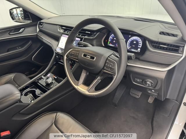 jeep grand-cherokee 2023 CFJ1572097 image 2
