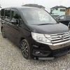 honda stepwagon 2013 -HONDA--Stepwgn DBA-RK5--RK5-1358014---HONDA--Stepwgn DBA-RK5--RK5-1358014- image 1