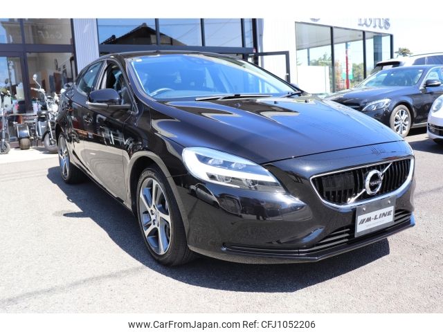 volvo v40 2018 -VOLVO--Volvo V40 DBA-MB4154T--YV1MV2920J2454657---VOLVO--Volvo V40 DBA-MB4154T--YV1MV2920J2454657- image 2