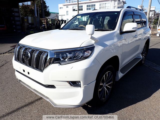 toyota land-cruiser-prado 2020 24340503 image 1