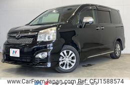 toyota voxy 2013 CFJ1588574
