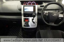 toyota voxy 2010 NIKYO_TF86160