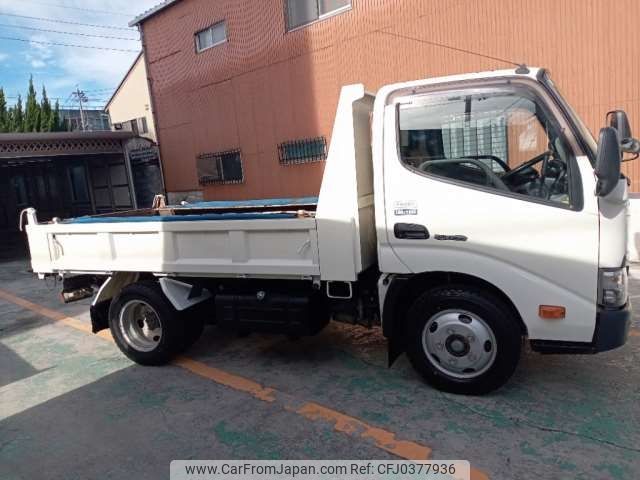 hino dutro 2017 -HINO--Hino Dutoro TPG-XZU620T--XZU620T-0013050---HINO--Hino Dutoro TPG-XZU620T--XZU620T-0013050- image 2